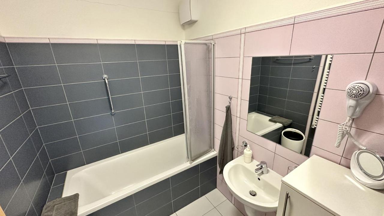 Ubytovani Trebon - Apartmany Rozmberk, Svet A Bastyr Dış mekan fotoğraf
